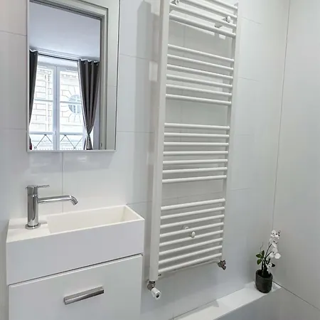 Luxembourg Gardens - Prestige Family For 8 With Lift - 4 Br Apartment Paris