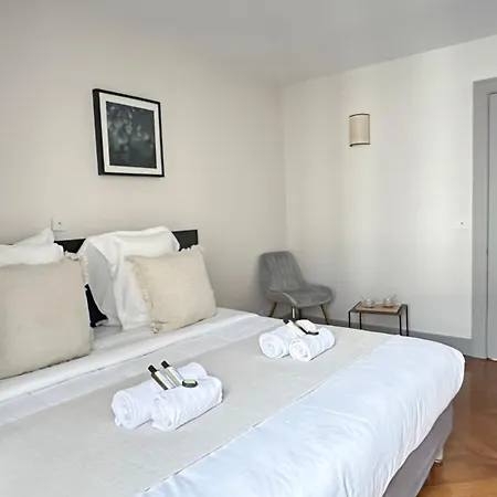 Luxembourg Gardens - Prestige Family For 8 With Lift - 4 Br Apartment Paris